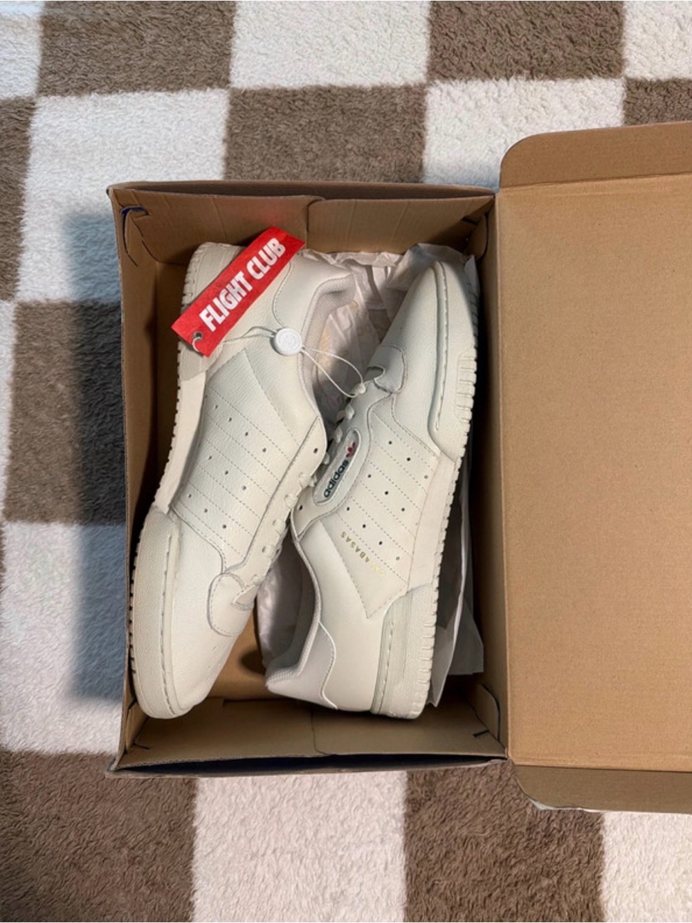 adidas Low-Top Sneakers in Off-White
